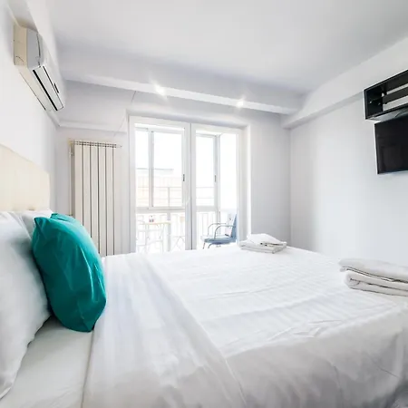 Modern - Romana Square *