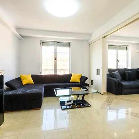 Appartement Modern - Romana Square *