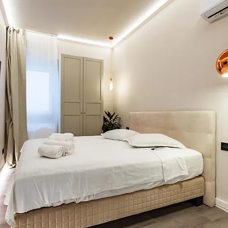 Modern - Romana Square Bucharest