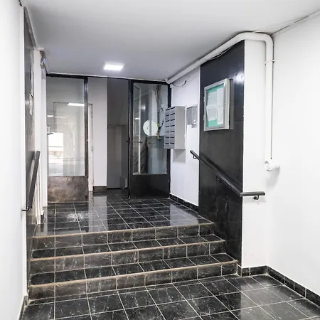 Modern - Romana Square Appartement