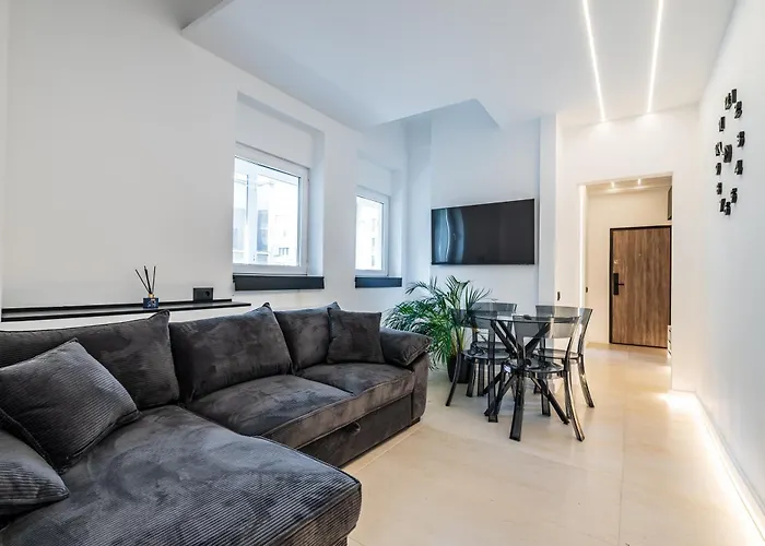 Modern - Romana Square * Bukarest