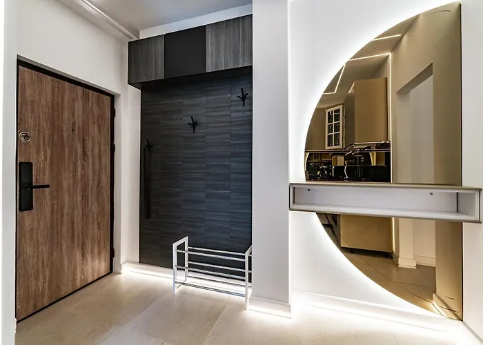 Modern - Romana Square Apartman