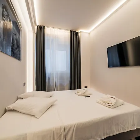 Modern - Romana Square 布加勒斯特