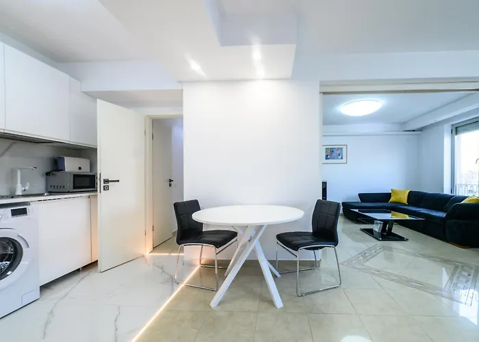 Modern - Romana Square Апартаменты *