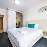 Modern - Romana Square Apartmán *