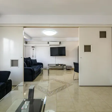 Modern - Romana Square Apartament Bukareszt