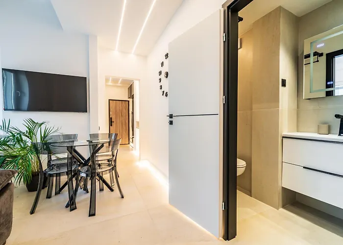 Modern - Romana Square Bucareste